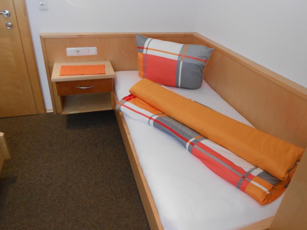 Apart Zangerle Kappl  Room photo
